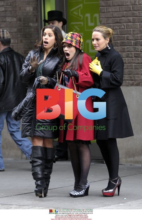 Ugly Betty Cast Filming on New York Set