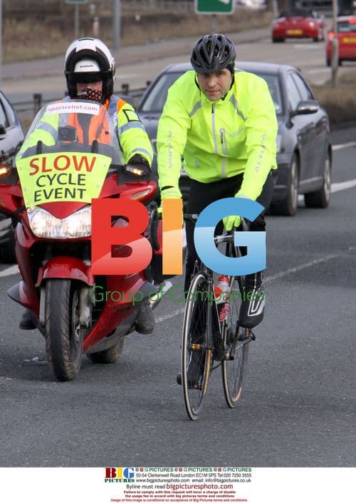 Walliams Rests in Dragon\s Car During Charity Bike Ride