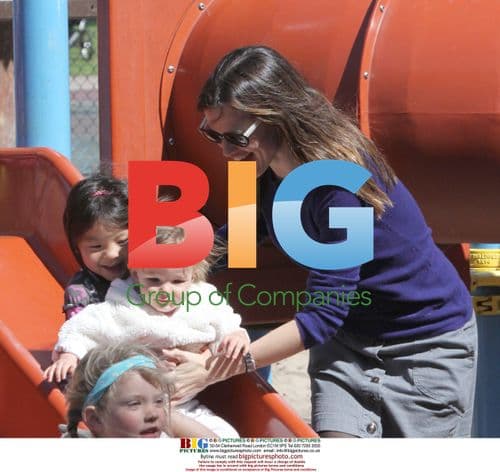Jennifer Garner and daughters at the park
