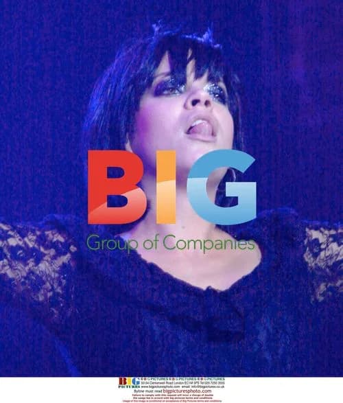 Lily Allen Performs at Manchester Arena