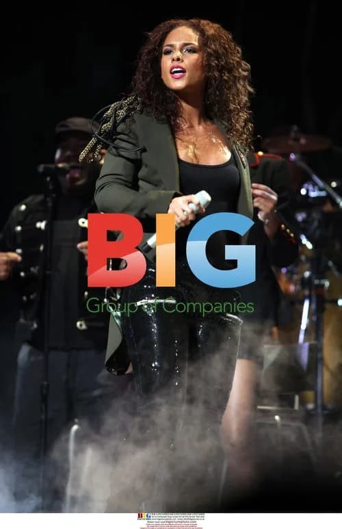 Alicia Keys Performing in Detroit