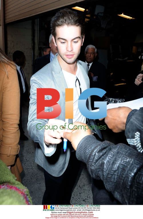 Chace Crawford Signs Autographs for Fans