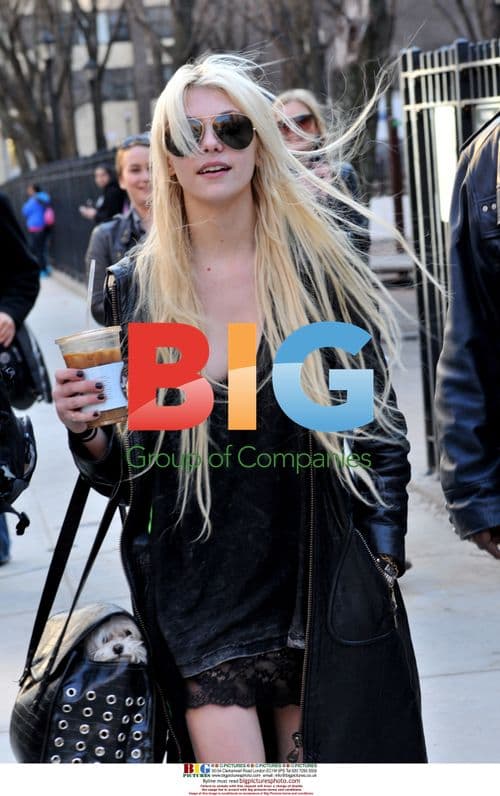 Taylor Momsen on 'Gossip Girl' Set