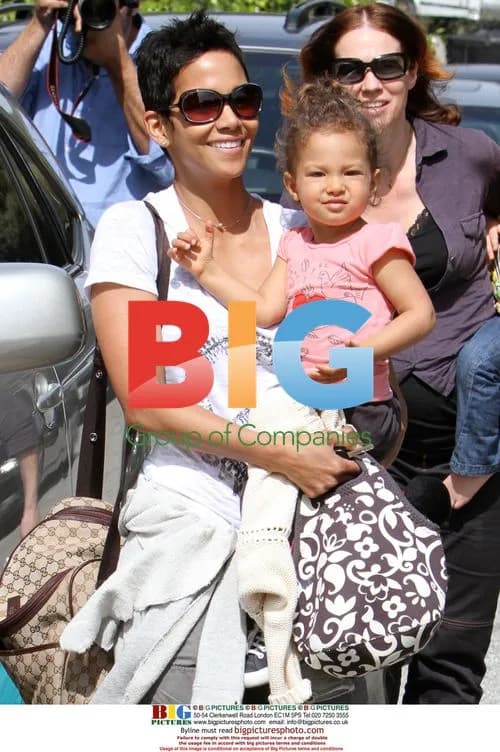 Halle Berry and Daughter at Park
