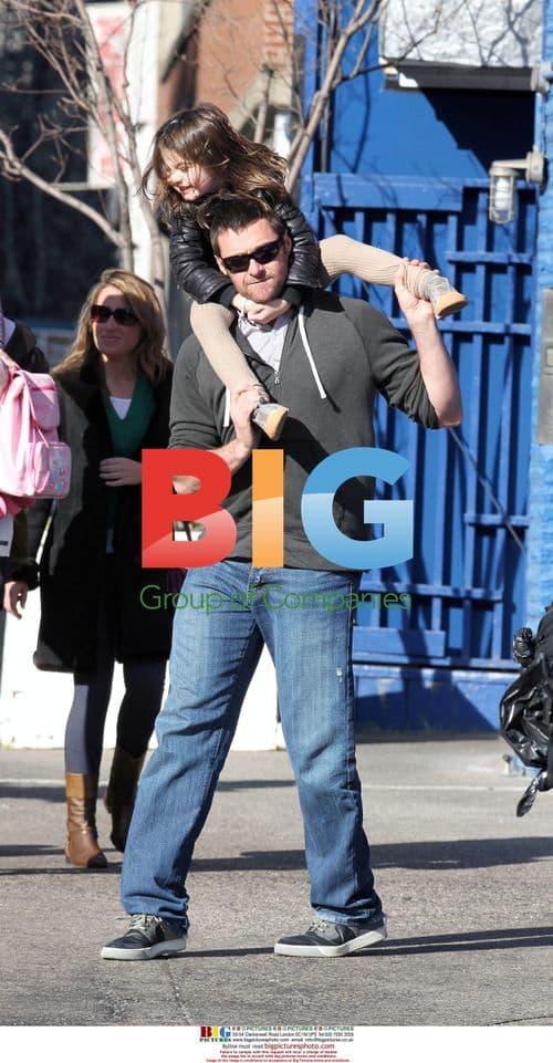 Hugh Jackman picks up daughter Ava from school