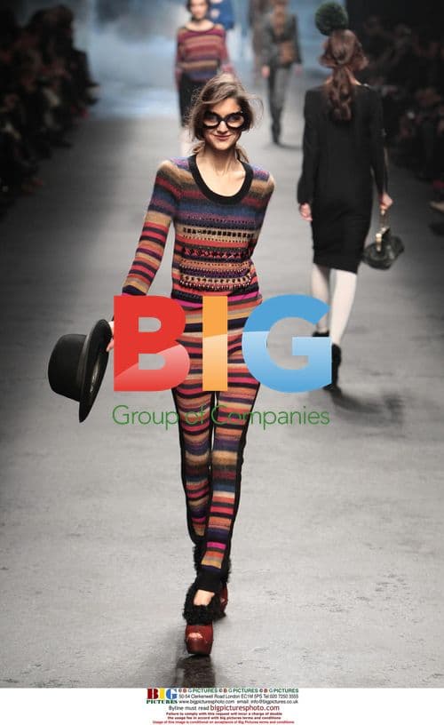 Sonia Rykiel Fashion Show in Paris