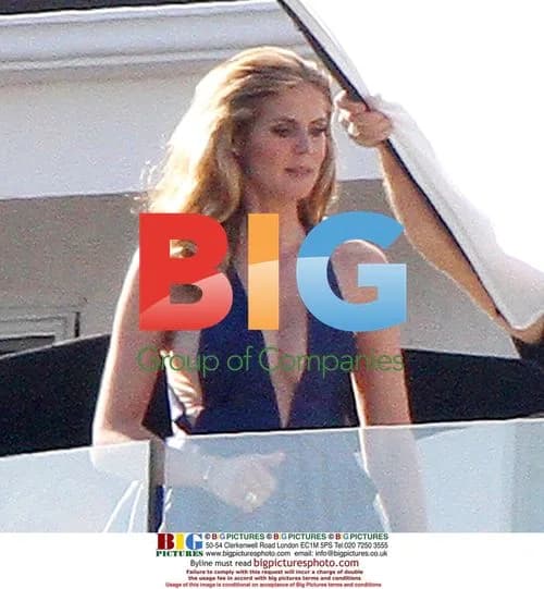 Heidi Klum in Vibrant Fashion Photoshoot