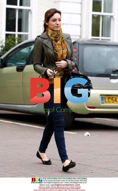 Kelly Brook near Home