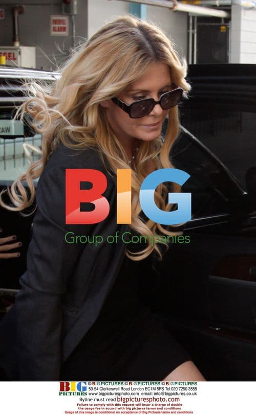 Nicole Eggert Arrives for 'Larry King Live'
