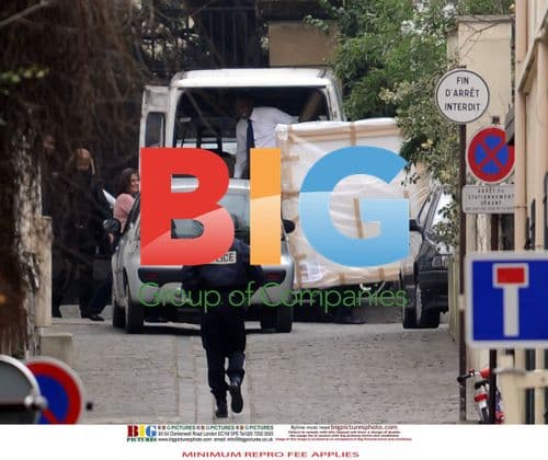 Carla Bruni Sarkozy Picks Up Son From School