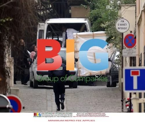 Carla Bruni Sarkozy Picks Up Son From School