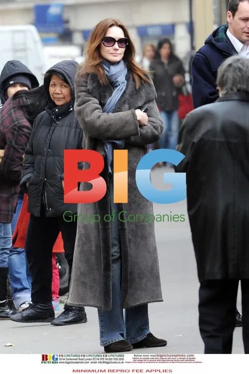 Carla Bruni Sarkozy picks up son from school
