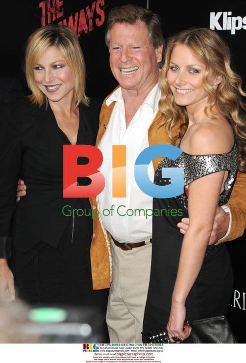 Tatum and Ryan O'Neal at The Runaways Premiere