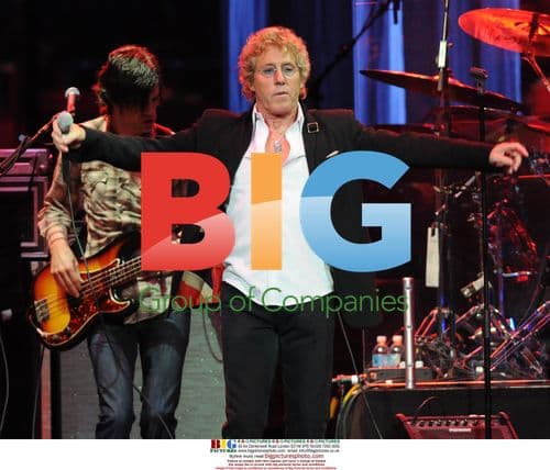 Roger Daltrey Performs