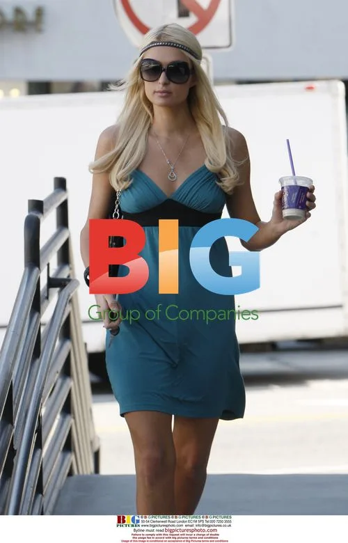 Paris Hilton Shopping in West Hollywood