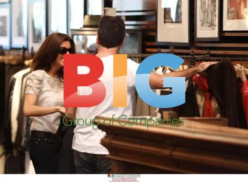 Simon Cowell and Mezhgan Hussainy Shopping in Malibu