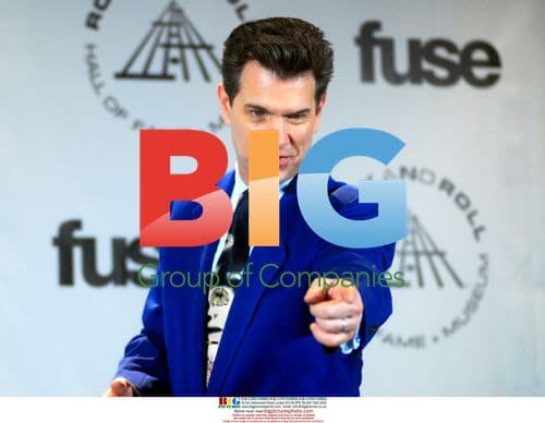 Chris Isaak at 2010 Rock and Roll Fame Induction