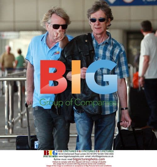 Status Quo Arrive in Perth, Australia