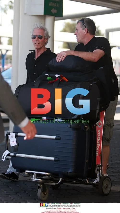 Status Quo Arrive in Perth