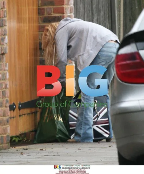 Geri Halliwell Locked Out