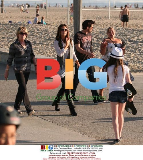 Kate Beckinsale and Family at Venice Beach