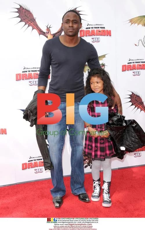 Wayne Brady and daughter at How to Train Your Dragon premiere