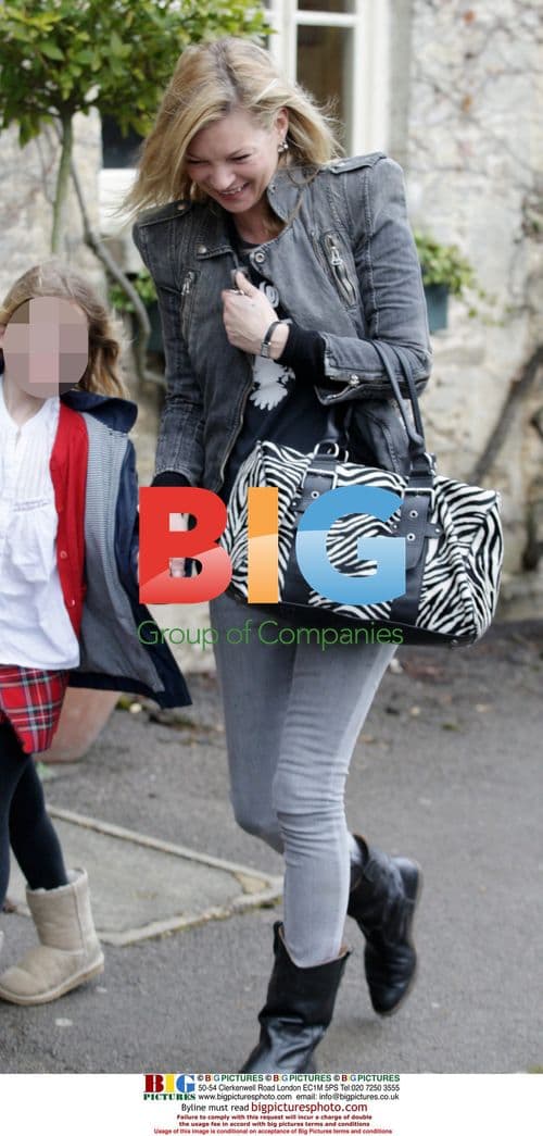 Kate Moss and family lunch outing