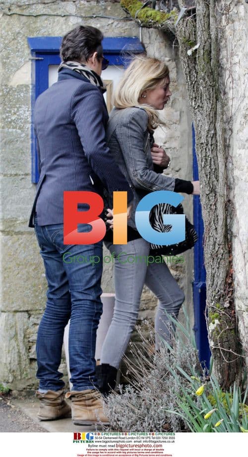 Kate Moss and family out for lunch