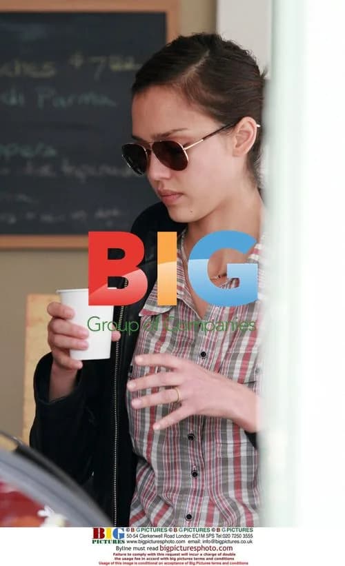 Jessica Alba gets coffee in Brentwood