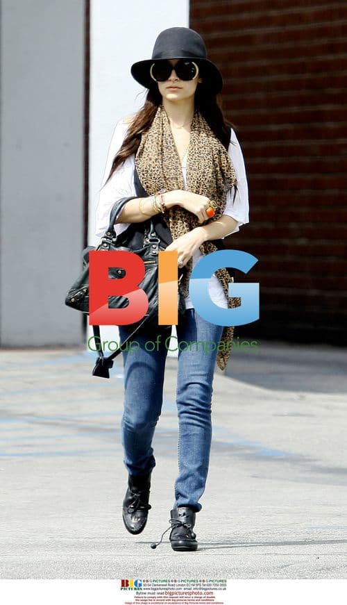 Nicole Richie Leaving Doctor's Office