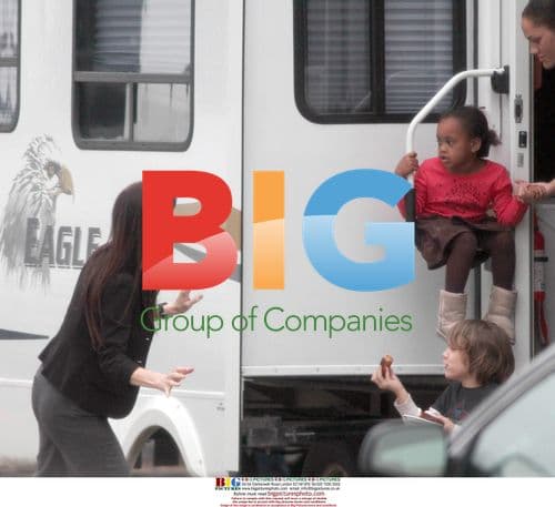 Mary-Louise Parker dances on film set