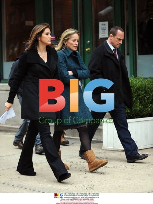 Chris Meloni, Sharon Stone, and Mariska Hargitay on Law & Order: SVU set