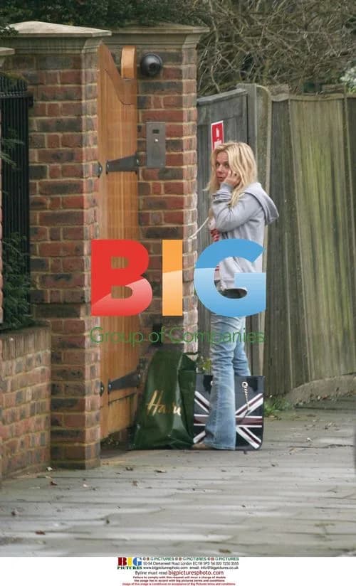Geri Halliwell Locked Out of Home