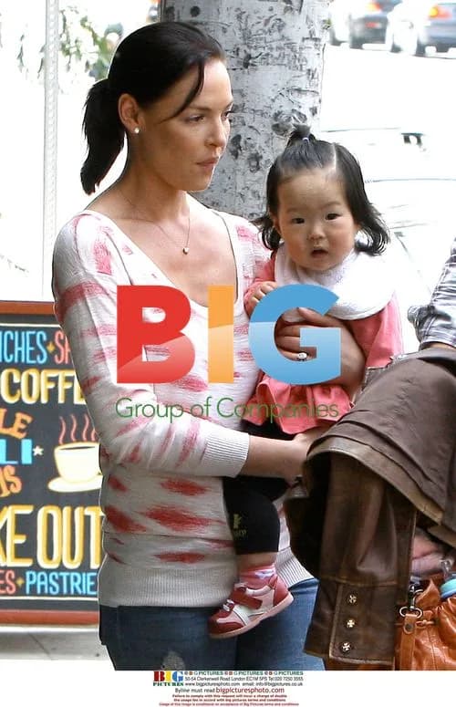 Katherine Heigl & Family Lunch in LA