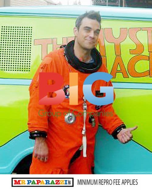Robbie Williams in Astronaut Suit