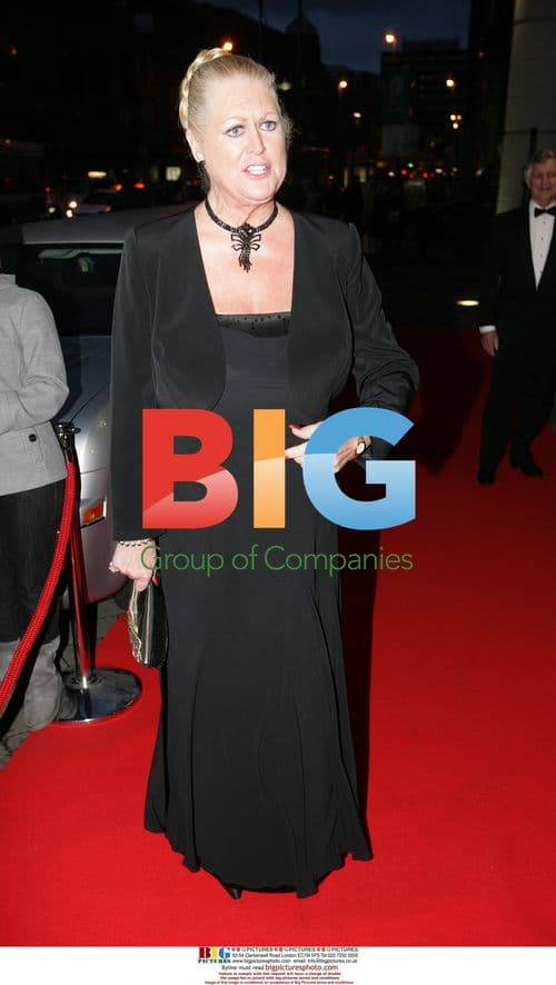 Kim Woodburn at Fate Awards 2010