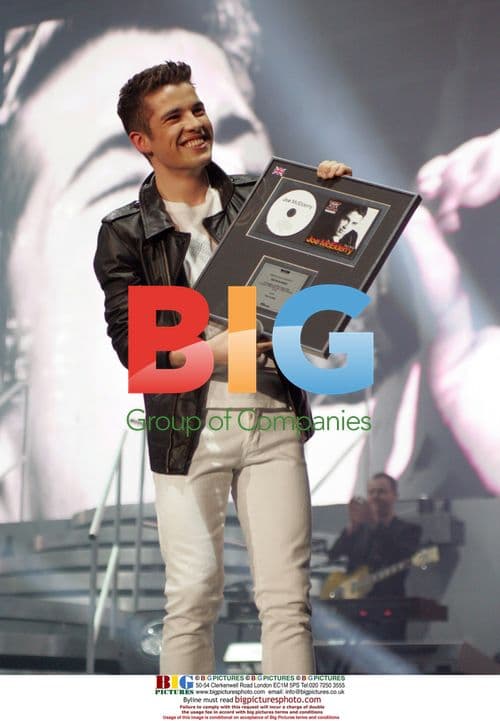 Joe McElderry Receives Platinum Disc Award