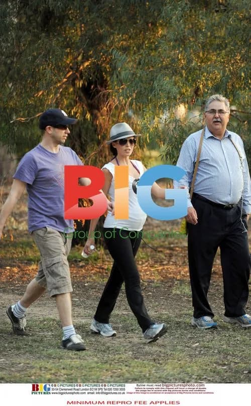 Dannii Minogue Walks in Australia