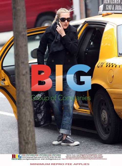 Kate Winslet Leaving Taxi in NYC