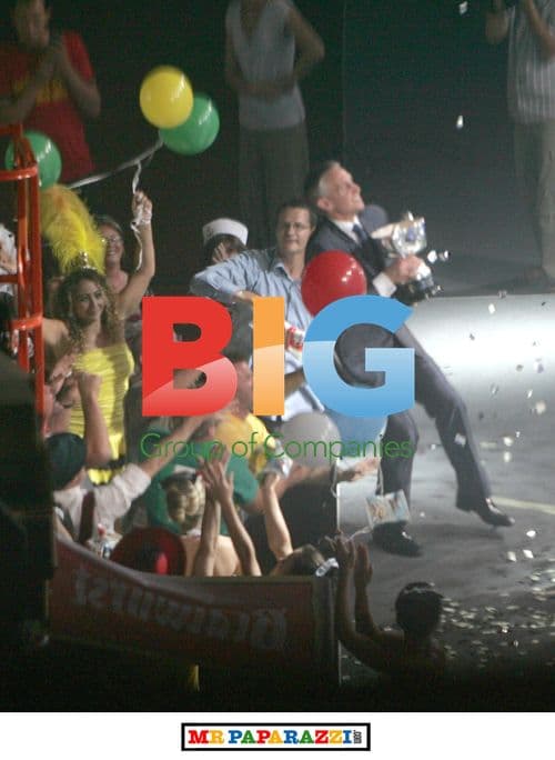 Gary Lineker Performs Stage Dive