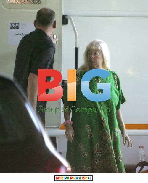 Gary Lineker stage dive at Walkers ad shoot