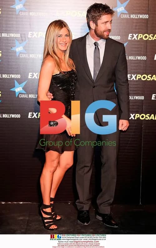 Jennifer Aniston and Gerard Butler at 'Bounty Hunter' Premiere