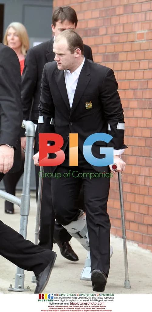 Wayne Rooney Leaves Manchester Hospital