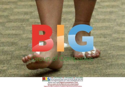 Kim Kardashian Gets Nails Done, Receives News