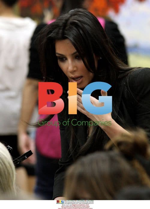 Kim Kardashian Gets Nails Done