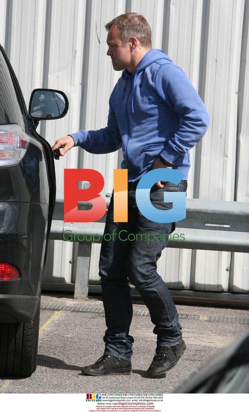 Graham Norton and Over The Rainbow Contestants