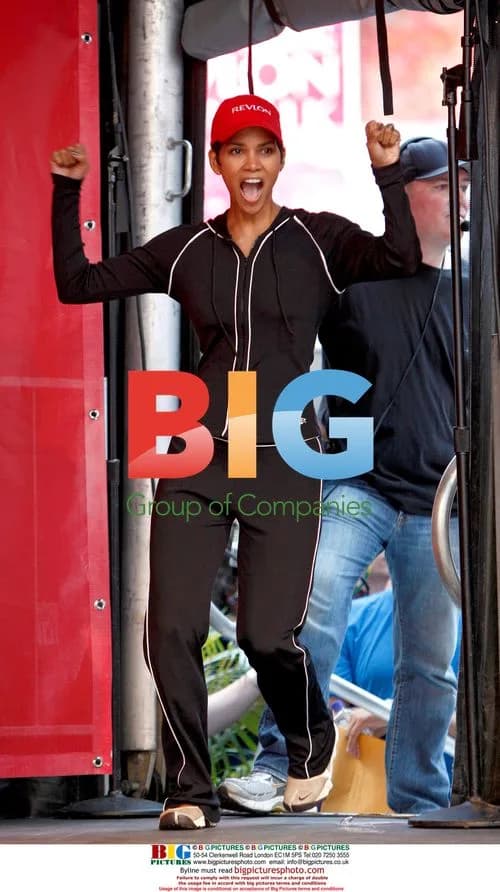Halle Berry at Revlon Run/Walk
