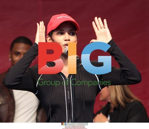 Halle Berry at Revlon Run/Walk