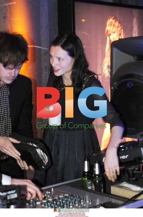 Sophie Ellis-Bextor Enjoys Tea at MODO DJ Set