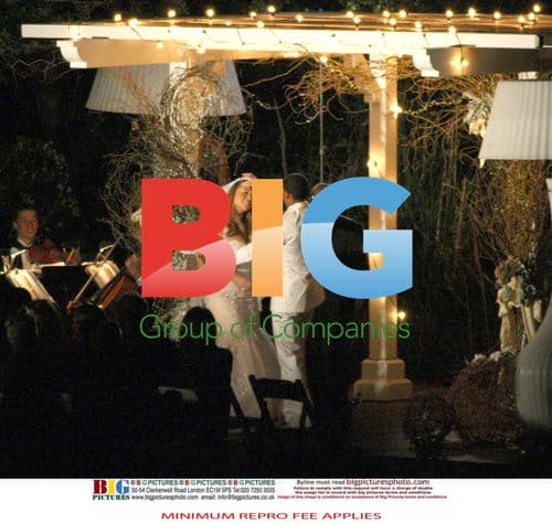 Mariah Carey Renews Vows with Nick Cannon